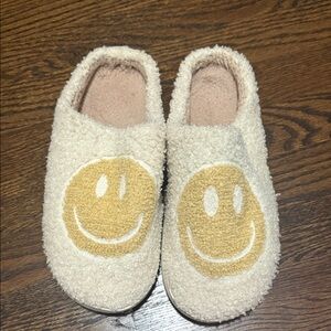 Cozy Cream Slippers with Smiley Face